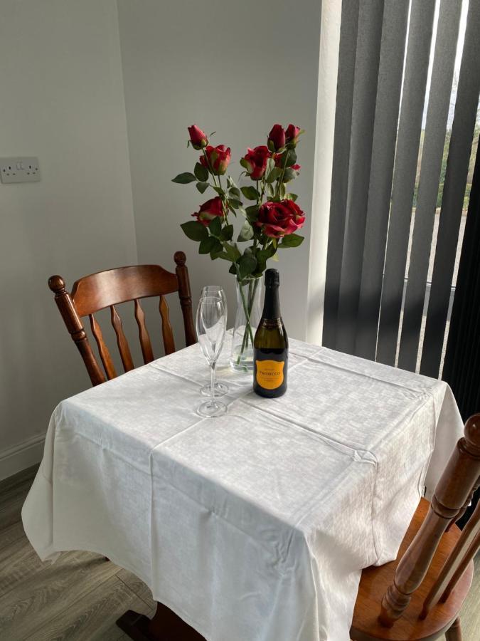 Robin'S Nest Apartment Donegal Town Bagian luar foto